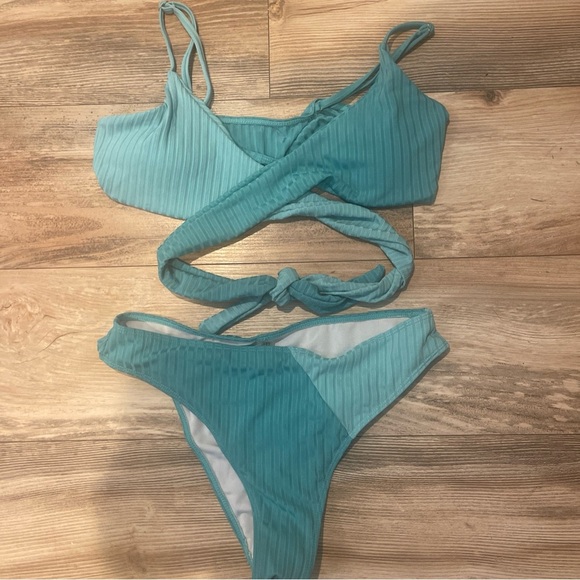 Bundle Of 2 SHEIN Bikini Swimsuits Size Large Wrap Around Tie High Waisted EUC - Picture 3 of 3